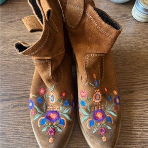 Aldo Brown Ankle Boots with Embroidered Design